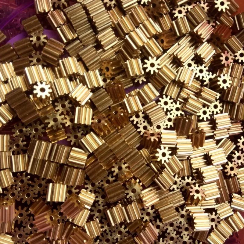 5PCS 0.7M 9T Copper Gear,0.7 Module 9 Teeth Straight Gear For 1.98mm,Thickness 7mm,Outer Diameter 7.7