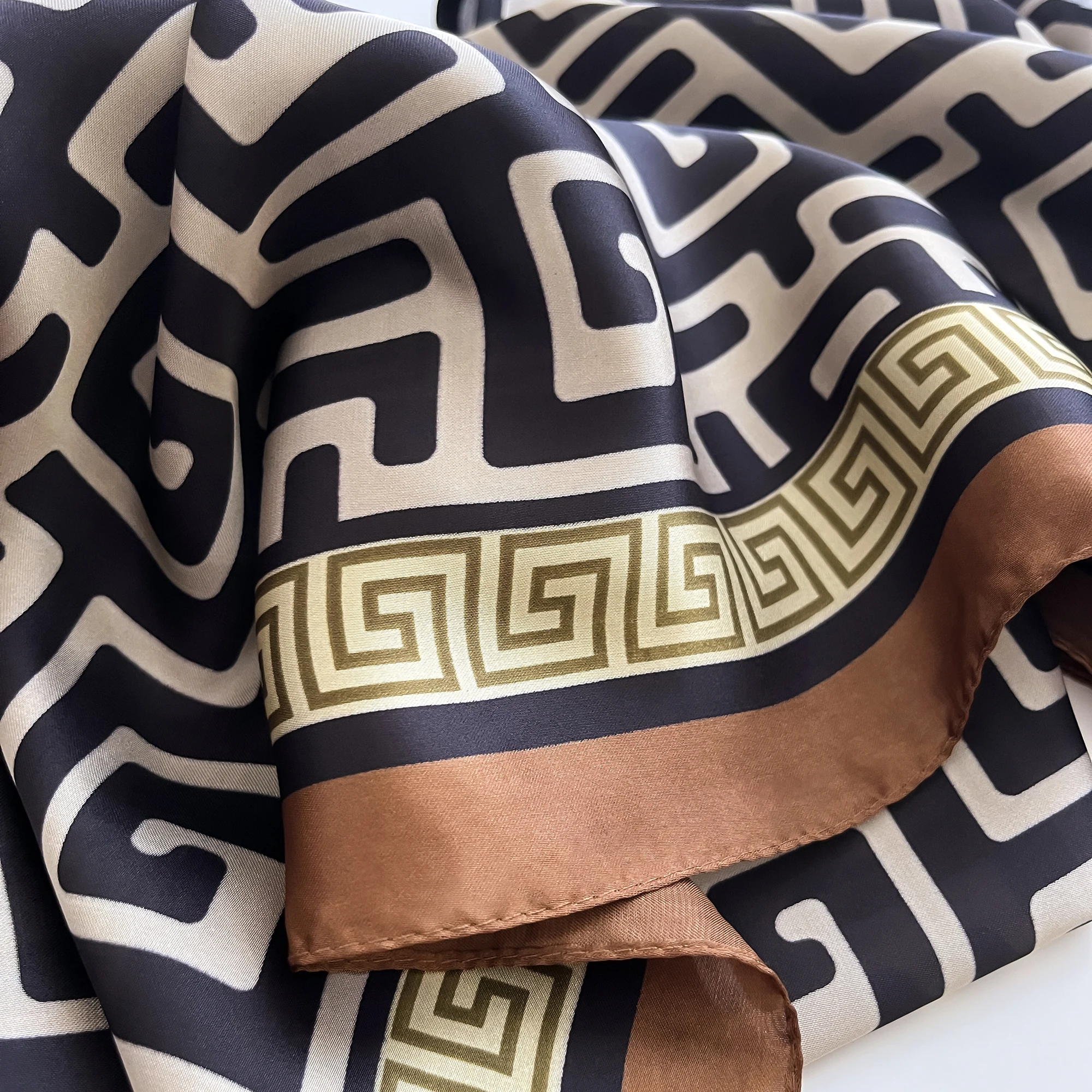 2024 Shawls Summer Beach Sexy Women Fashion Print Chiffon Smock Bikini Cover Up Loose Blouse Sunscreen Comfortable Poncho Hot