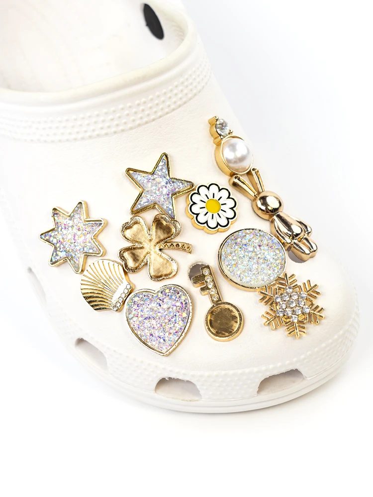 1PCS Four leaf Clover Flower Clog Pins Pentagram Heart Bling Shoe Charms Accessories Shells Rabbits Metal Shoe Decoration