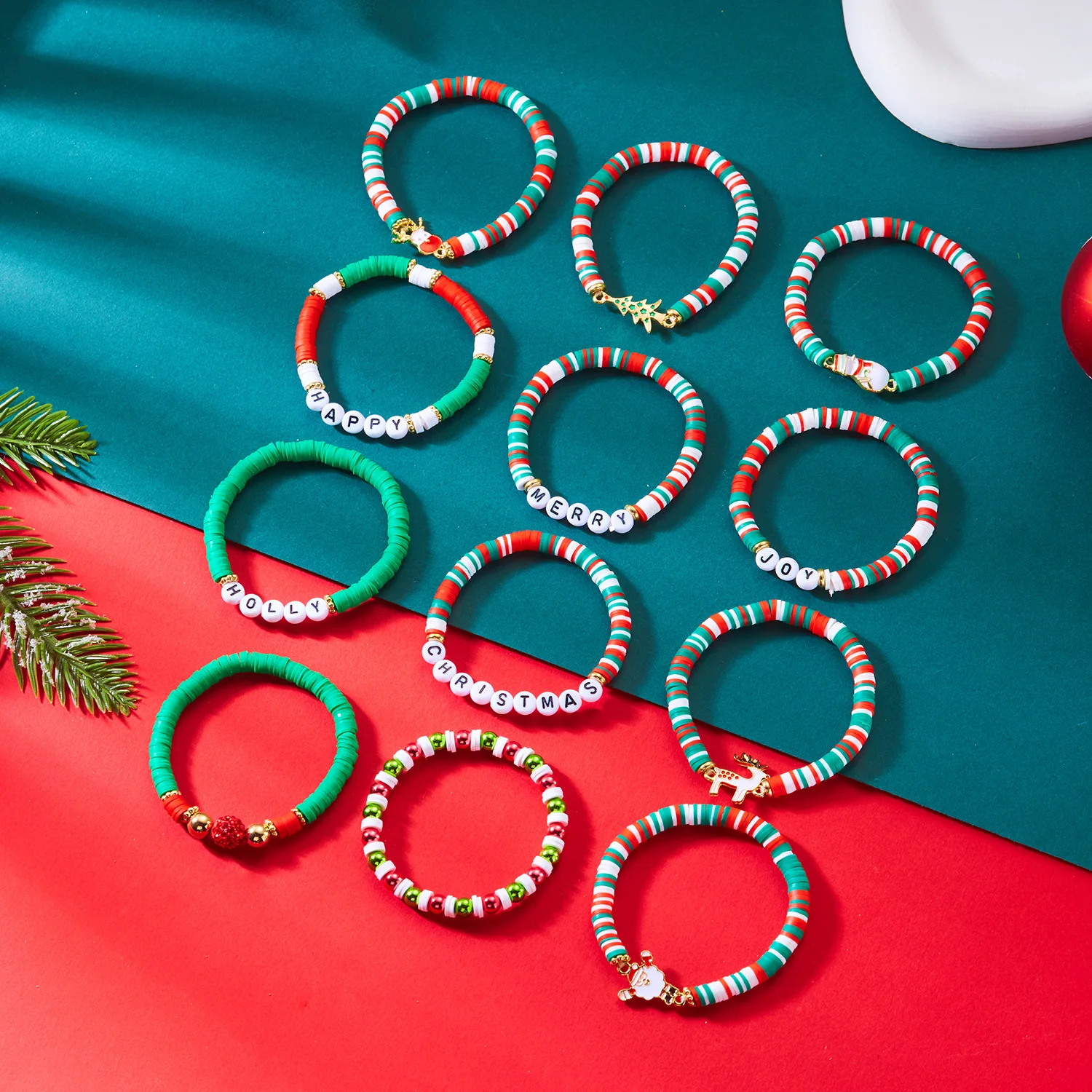 12-teiliges Weihnachts-Armband-Set, bunte weiche Tonperlen, Kristallperlen, Weihnachtsmann-Anhänger, Armreif, Party-Schmuck, Weihnachtsgeschenke für – Detail 23