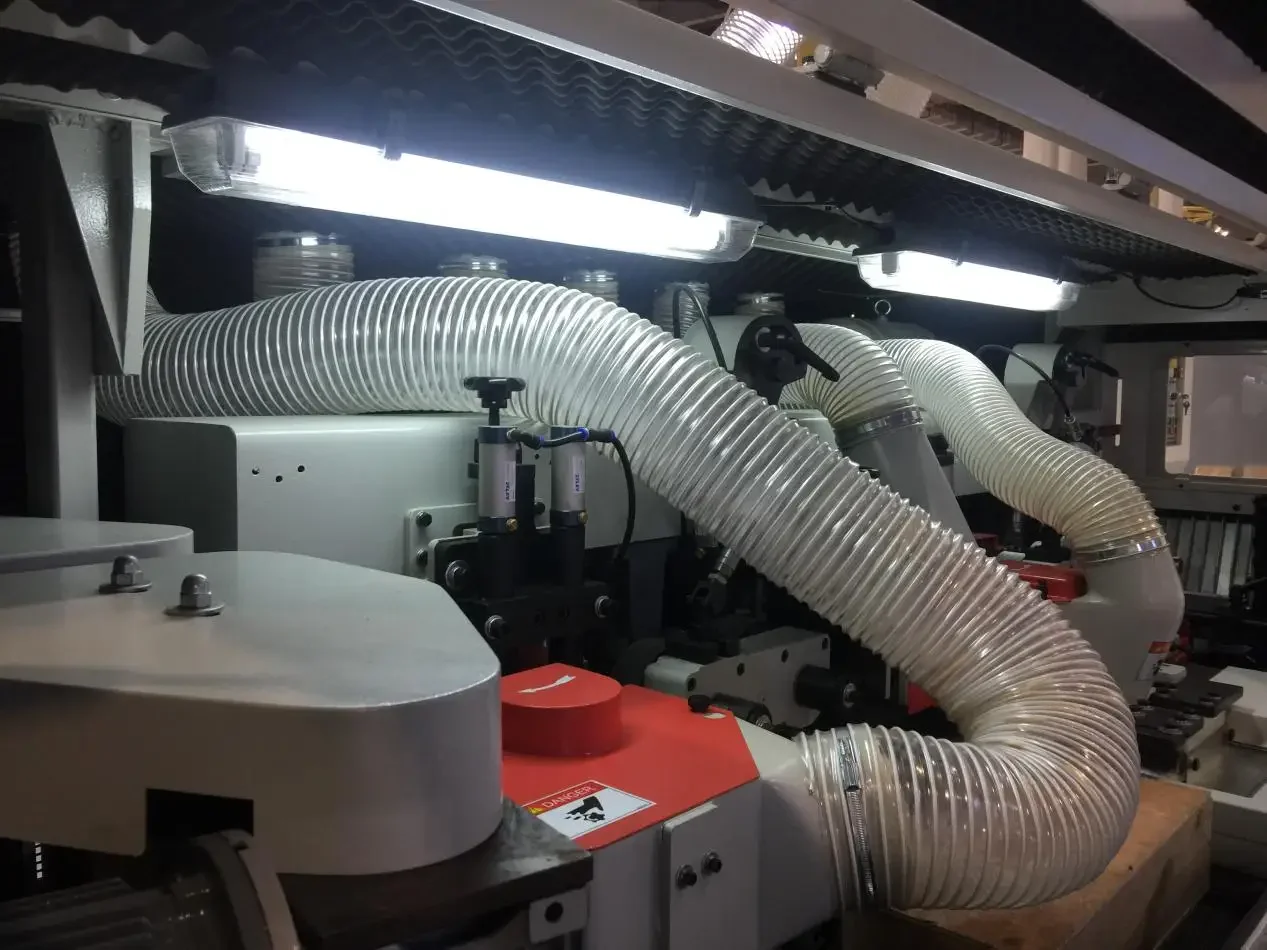 3 MB723W 4 Sided Moulder With Universal Spindle 3