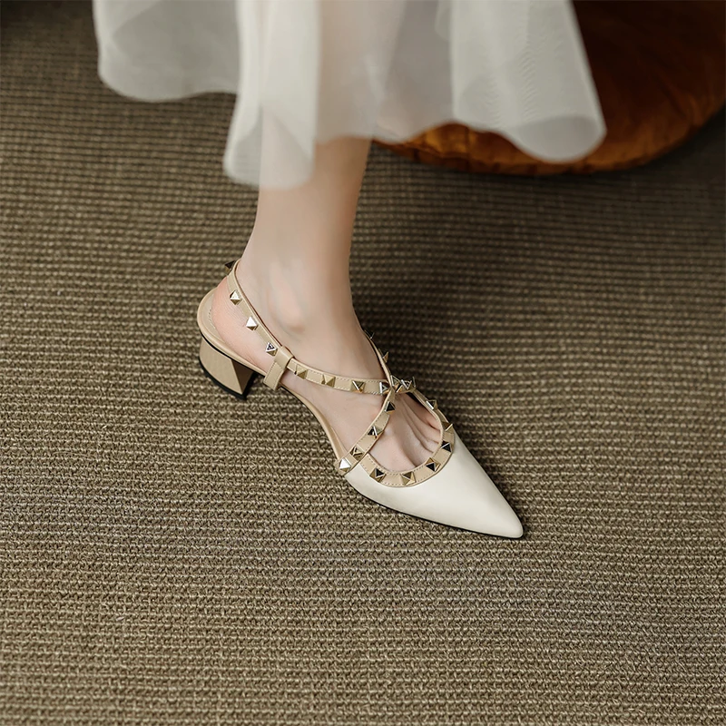 

Fashionable Women's Sandals with Color-blocking, Chunky Heels, and Rivets, Made from Top-grain Leather by Beixie & B1222