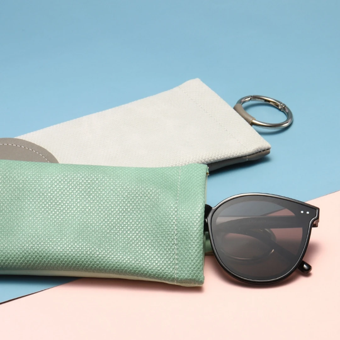PU Leather Eyeglasses Storage with Easy Attachment Clip And Soft Protective Interior Sunglasses Case Scratchproof