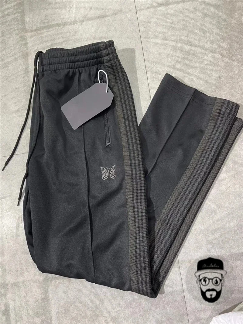 Рисунок 3 - Брюки мужские и женские с вышивкой