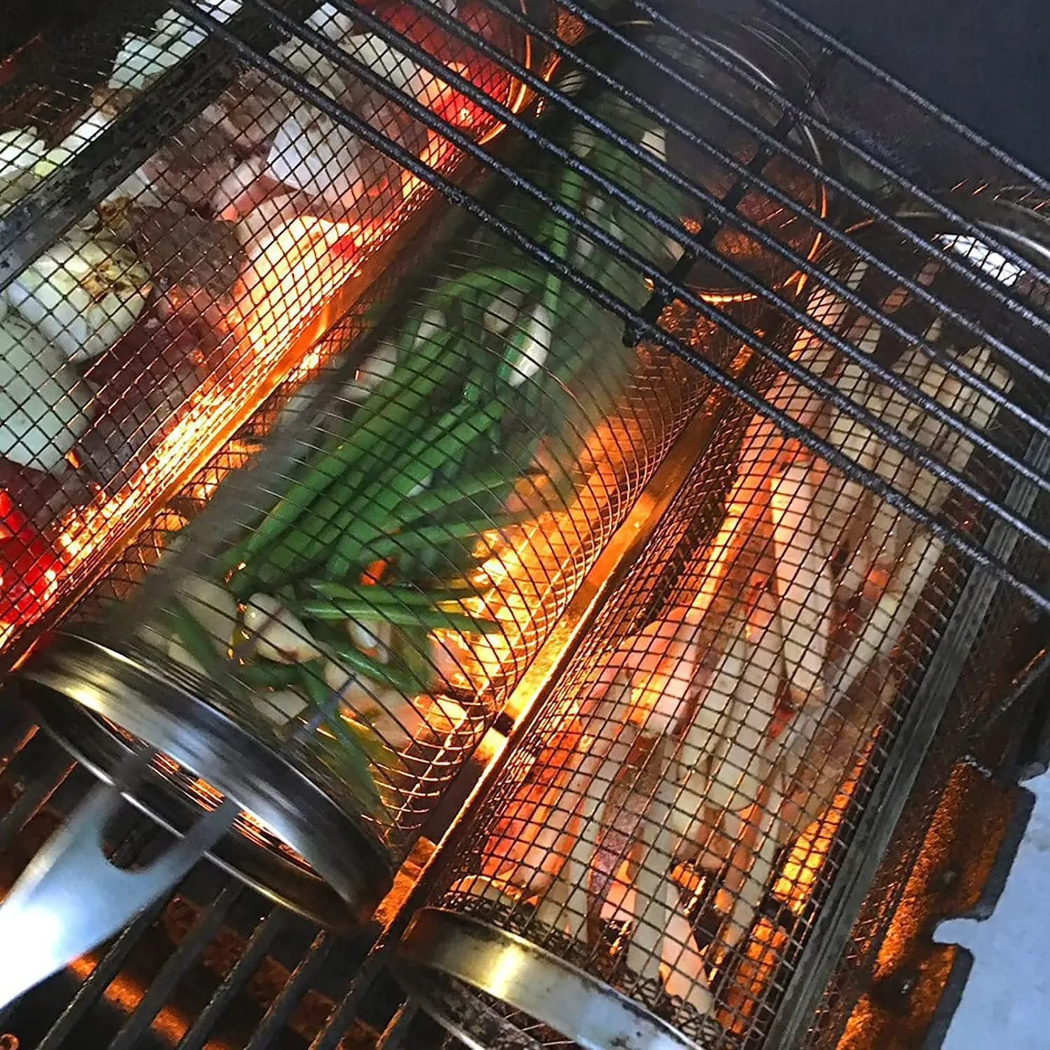 Outdoor Barbecue Stainless Steel Cage, Cylinder Net Barrel Rolling BBQ Basket, Marvelous Barbecue Machine