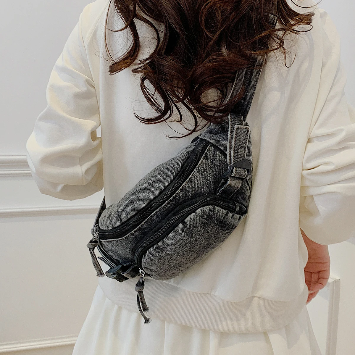 Japanese Style Denim Chest Bag for Women 2025 New Trendy Brand Niche Small Backpack Women's Waist Bag Casual Versatile Crossbody Bag Shopping Mountaineering Bag Climbing Fishing Shopping