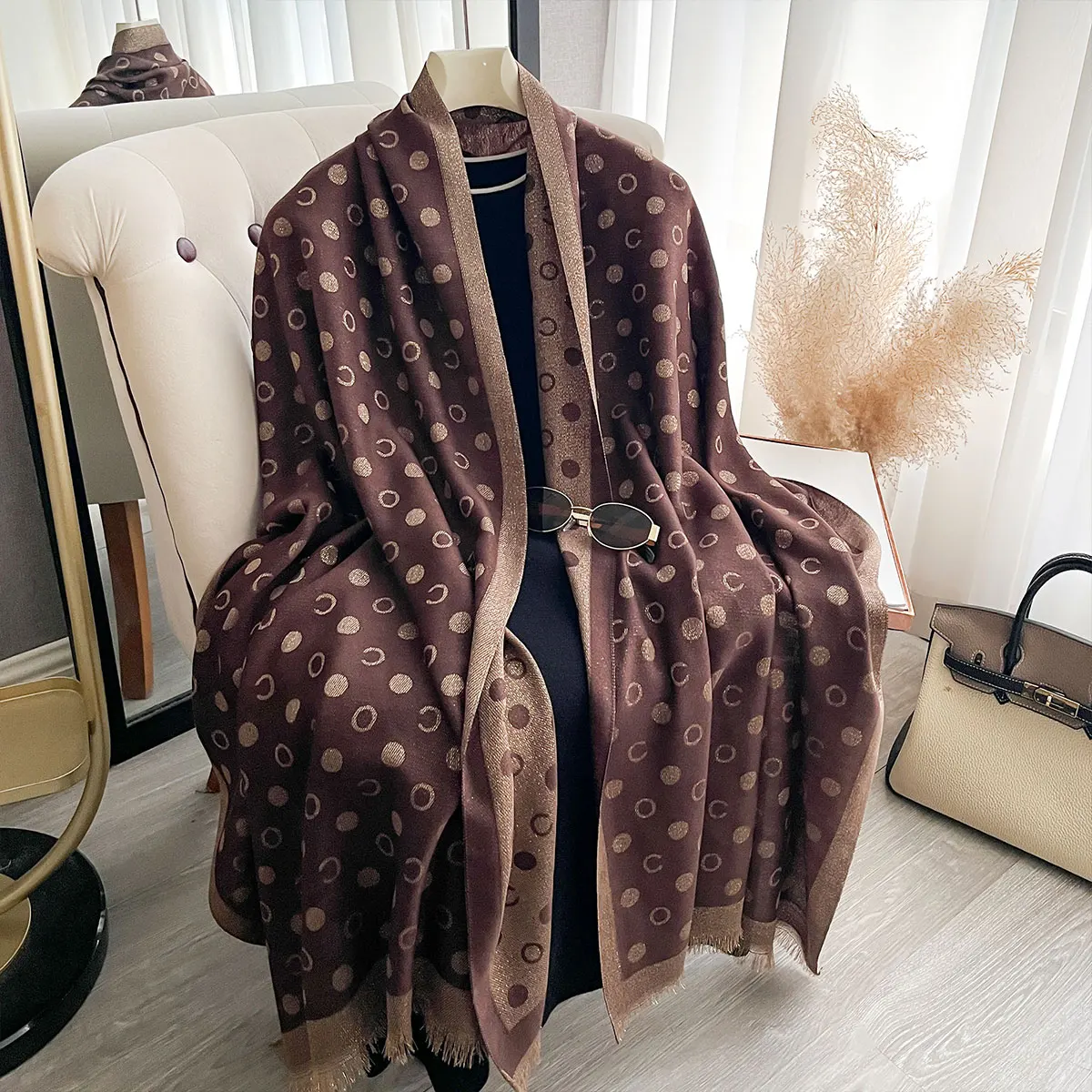 New Spring and Autumn Women Elegance Print Shawl Brand Designer Lady Golden Thread long Scarf Muslim Wrap Headscarf Pashmina