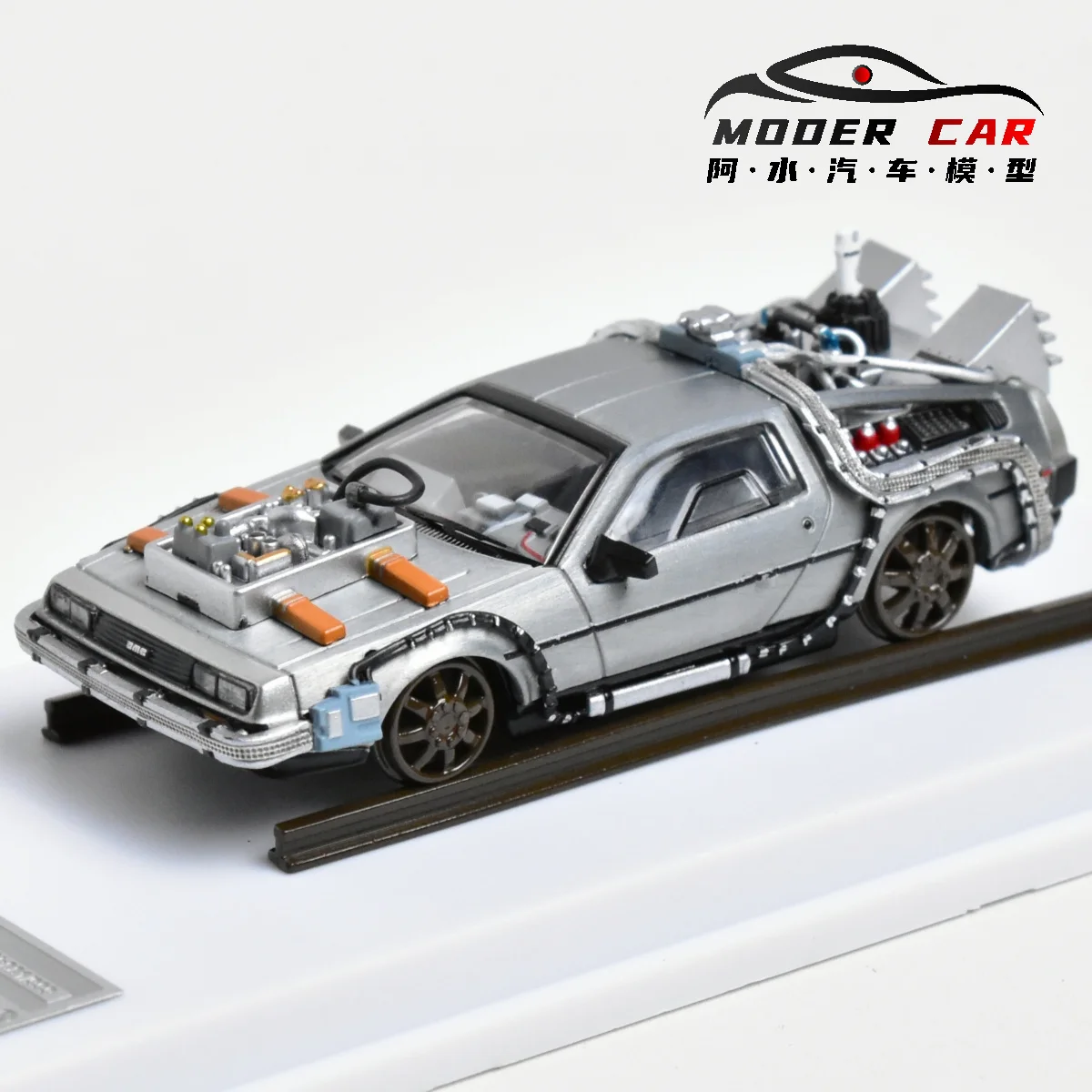 MJ 1:64 zurück in die Zukunft DeLorean DMC 12 Collection Druckguss-Modellauto – Detail 14