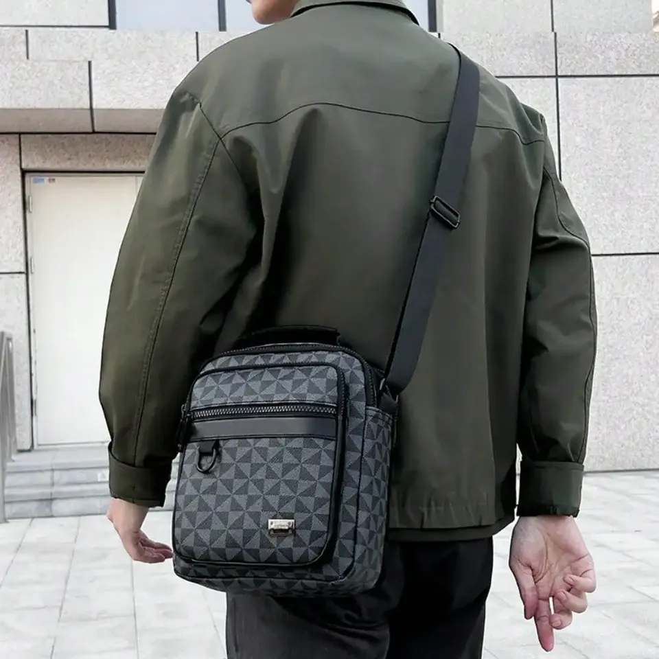 Street Trend Crossbody Bag Multi-Pocket Mailman Bag New Daily Commuter Fashion Men's Shoulder Bag Men's Gifts, Holiday Gifts