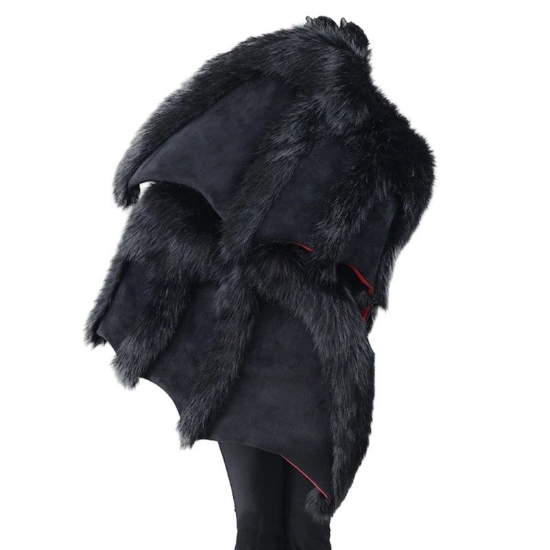 Рисунок 4 - Негабаритный меховой костюм на