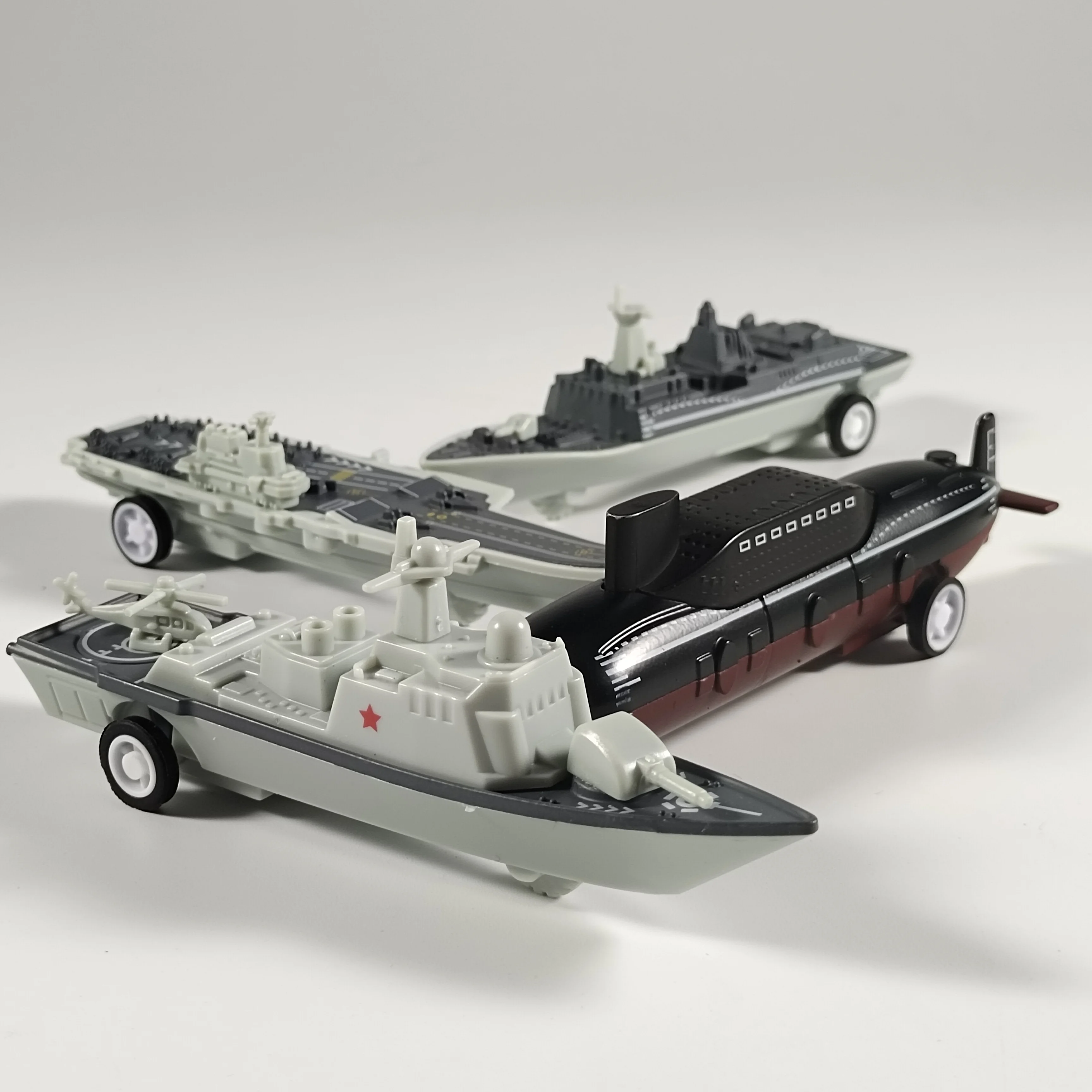 1:64 Destroyer Frigate Nuclear Submarine Landing Craft Alloy