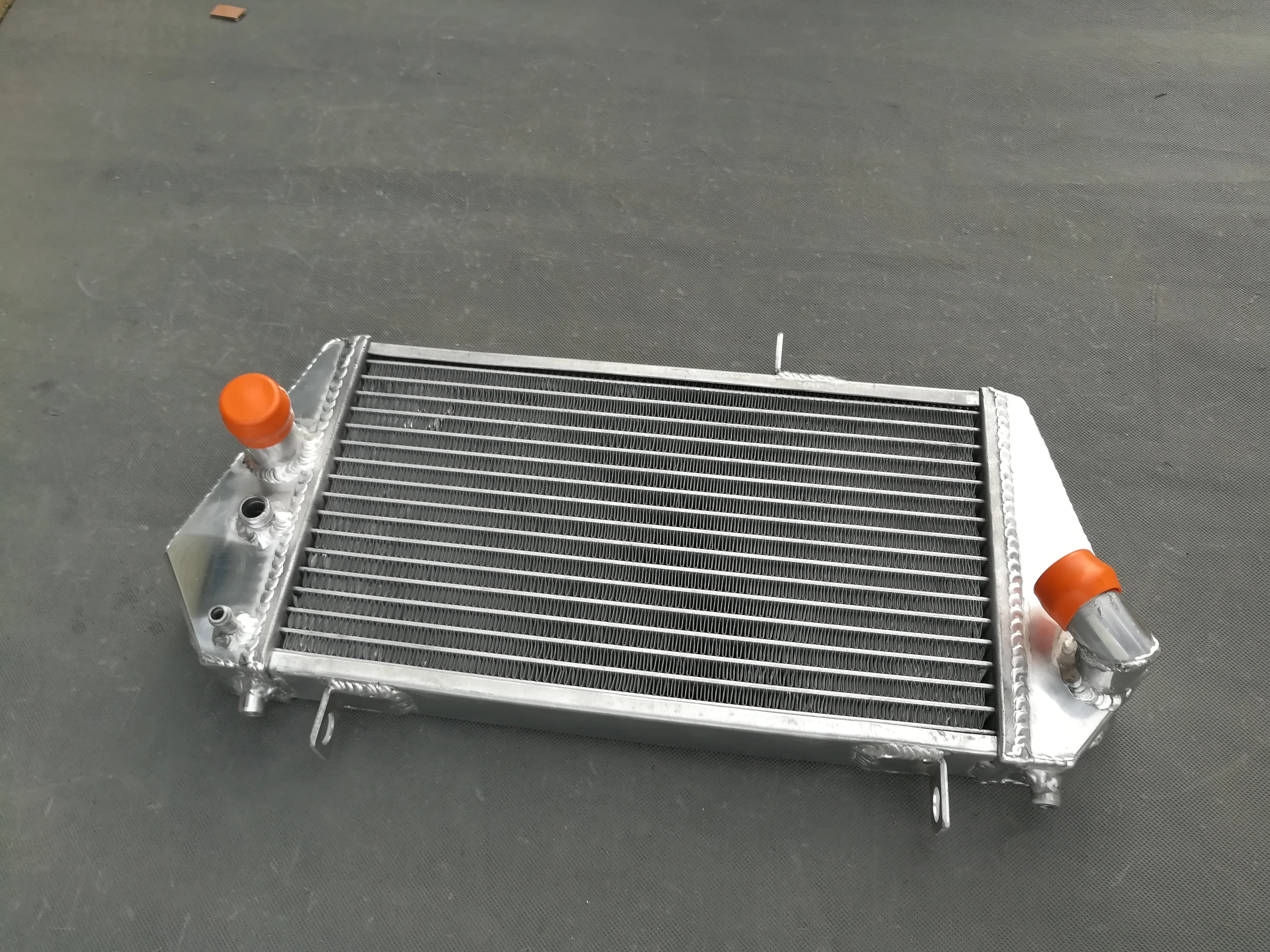 

Алюминиевый радиатор для 2009-2016 Aprilia Dorsoduro 750 SMV750 SMV 750 охлаждающий кулер 2009 2010 2011 2012 2013 2014 2015 2016