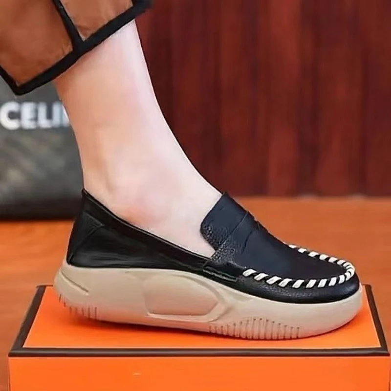 

2024 New Women Casual Shoes Platform Solid Color Soft Sole Women Loafers Original Fashion Comfortable Women Flat Footwear 35-40