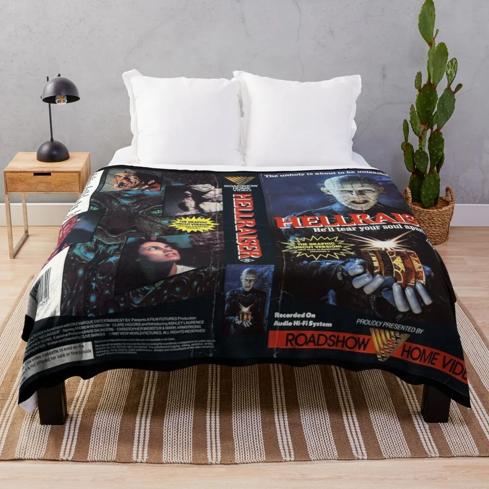 

HORROR Art Work Cover Throw Blanket Furry decorative fluffy Blankets For Baby Blankets