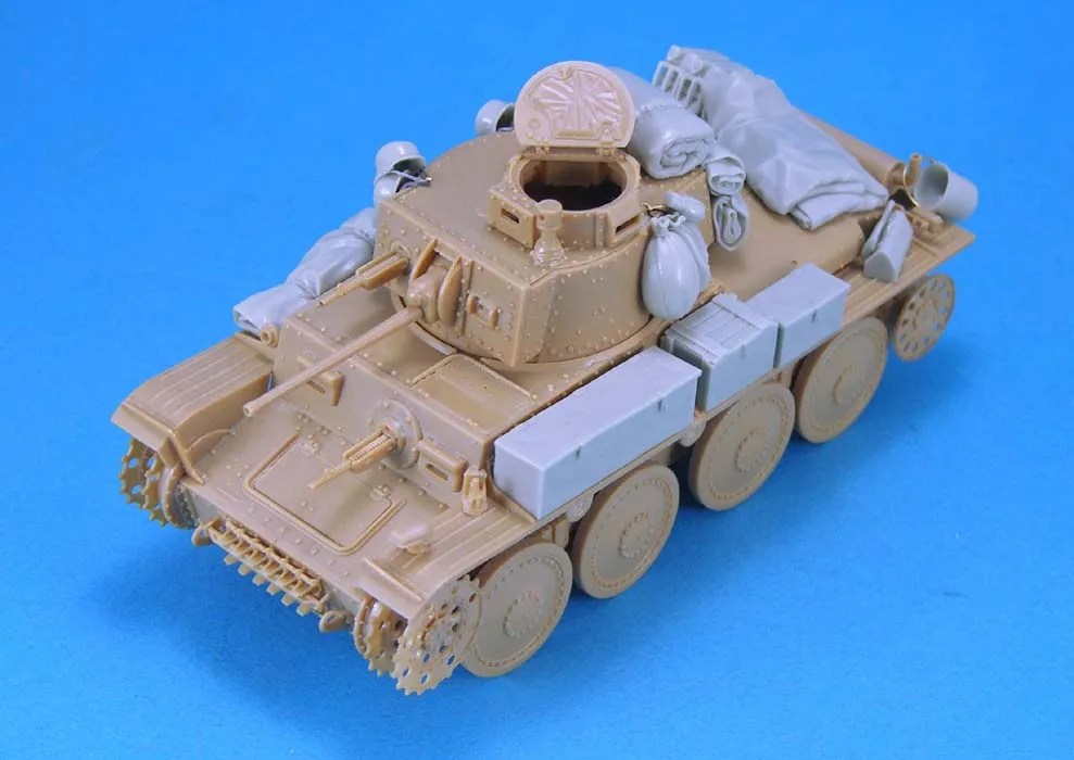 

1:35 Scale Die Cast Resin Figure Model Assembly Kit Pz.Kpw.38(t) Light Tank Deposit Conversion (No Etching) Unpainted1780