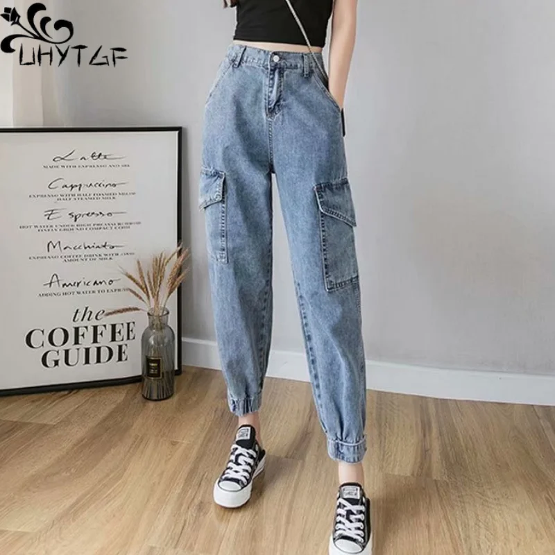 

UHYTGF Cargo Jeans For Women New Autumn Streetwear Elastic High Waist Pocket Loose Corset Feet Female Haren Denim Pants No Belt