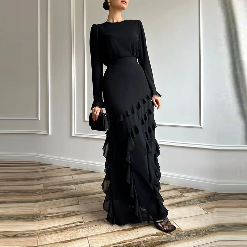 فستان نسائي