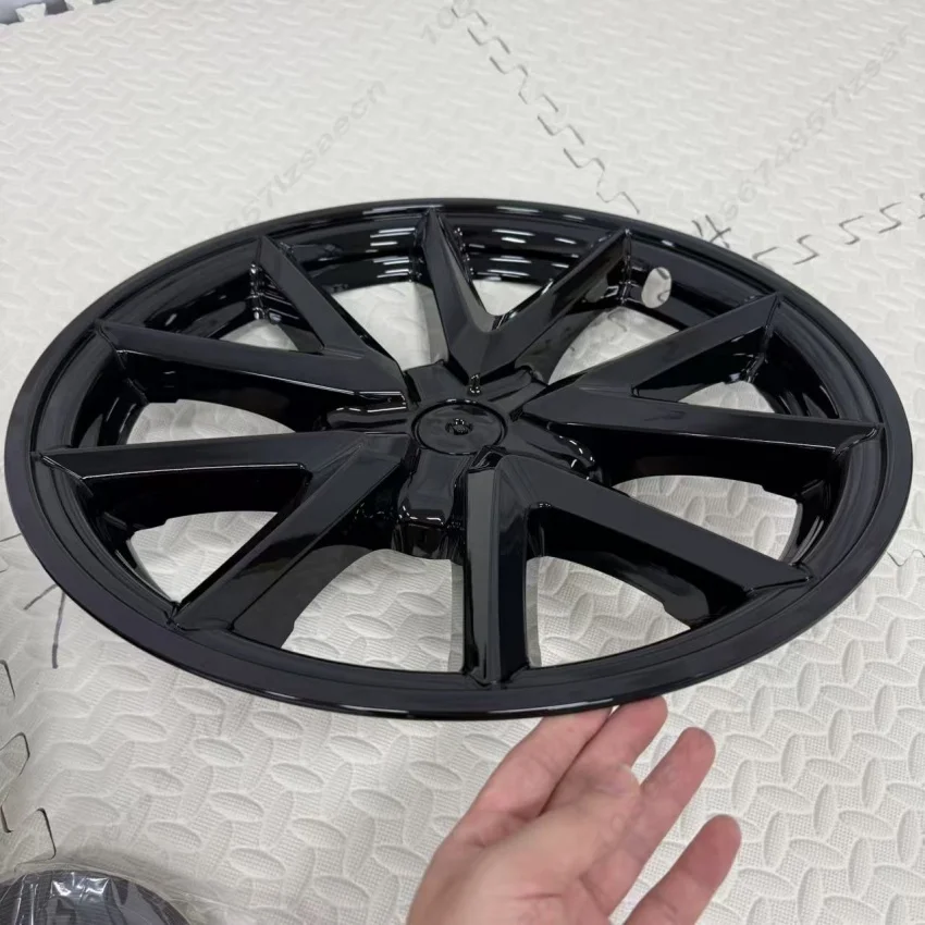 wheel cover styling