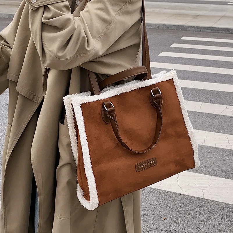 Versatile Ins Bag Women's Large Capacity New Fashion One Shoulder Diagonal Bag Autumn and Winter Vintage Portable Tote Bag