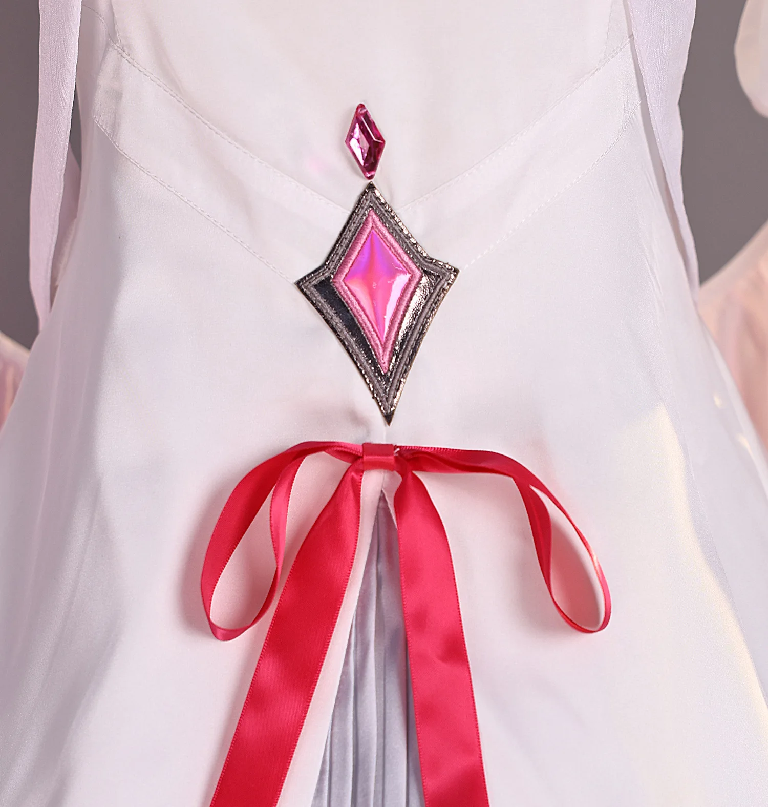 Genshin Impact-Inspired Harlequin Costume for Cosplay Events
