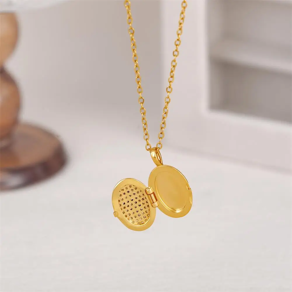 Elliptical Inlaid Zircon Photo Frame Album Pendant Necklace Openable Star Shiny Crystal Gold Color Metal Chain Choker Jewelry