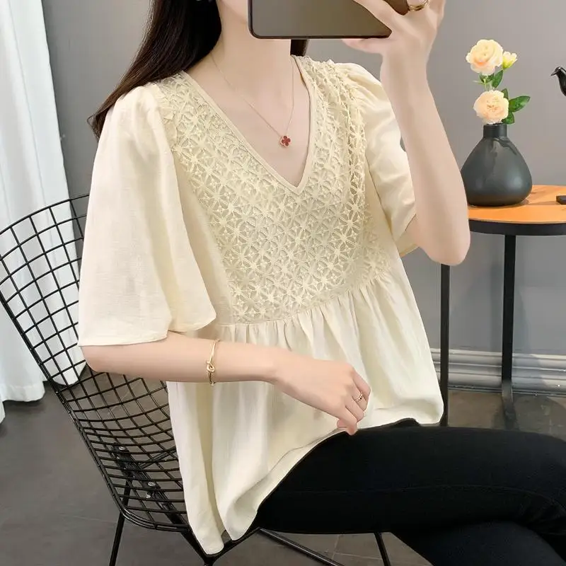 2024 Summer New Women's Pullovers V-Neck Spliced Plaid Hollow Out Fashion Loose All-match Young Style Flare Sleeve Chiffon Tops