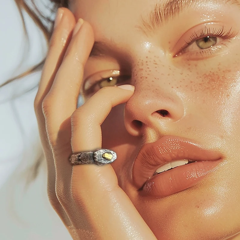 خاتم فضة إسترليني للنساء ، ثعبان أبوبيس في الظلام...