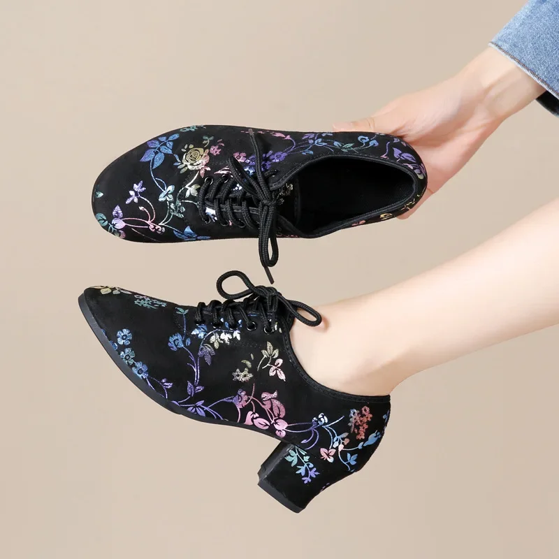 Fashion New Latin Dance Shoes Tango Salsa Girls Woman Adult Modern Ballroom Dance Shoes Teacher Shoes 3.5/5cm Oxford Sneakers 4