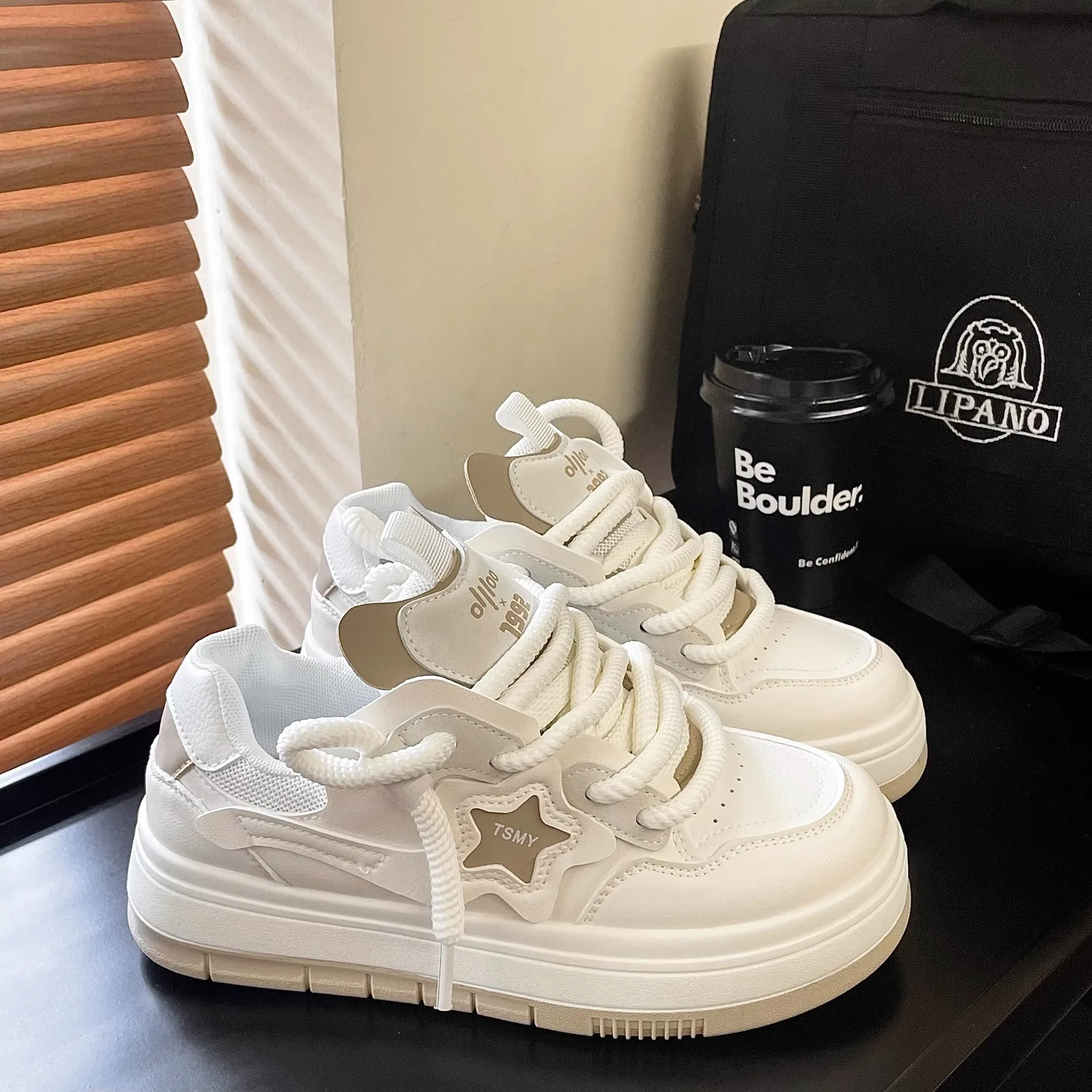 Women Platform Sneakers Star Design Lace Up Skateboard Flat Outdoor Comfortable Running Sports Shoes Tennis Jogging Sneakers - Image 3