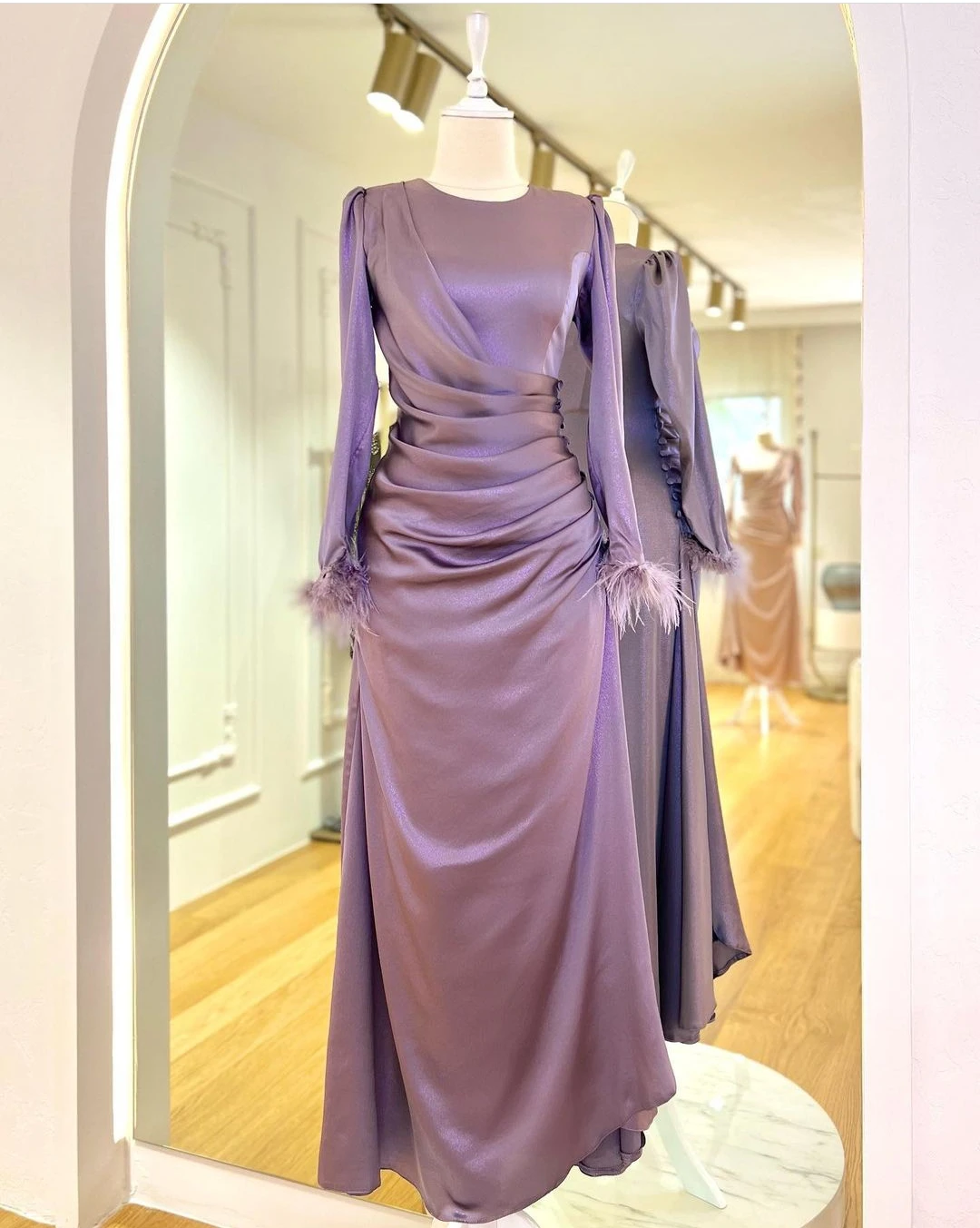 

AsaNagi Soft Satin Evening Dresses With Feather O Neck Long Sleeve Pleat Prom Dress فستان سهرة 2023 Dubai Abendkleider