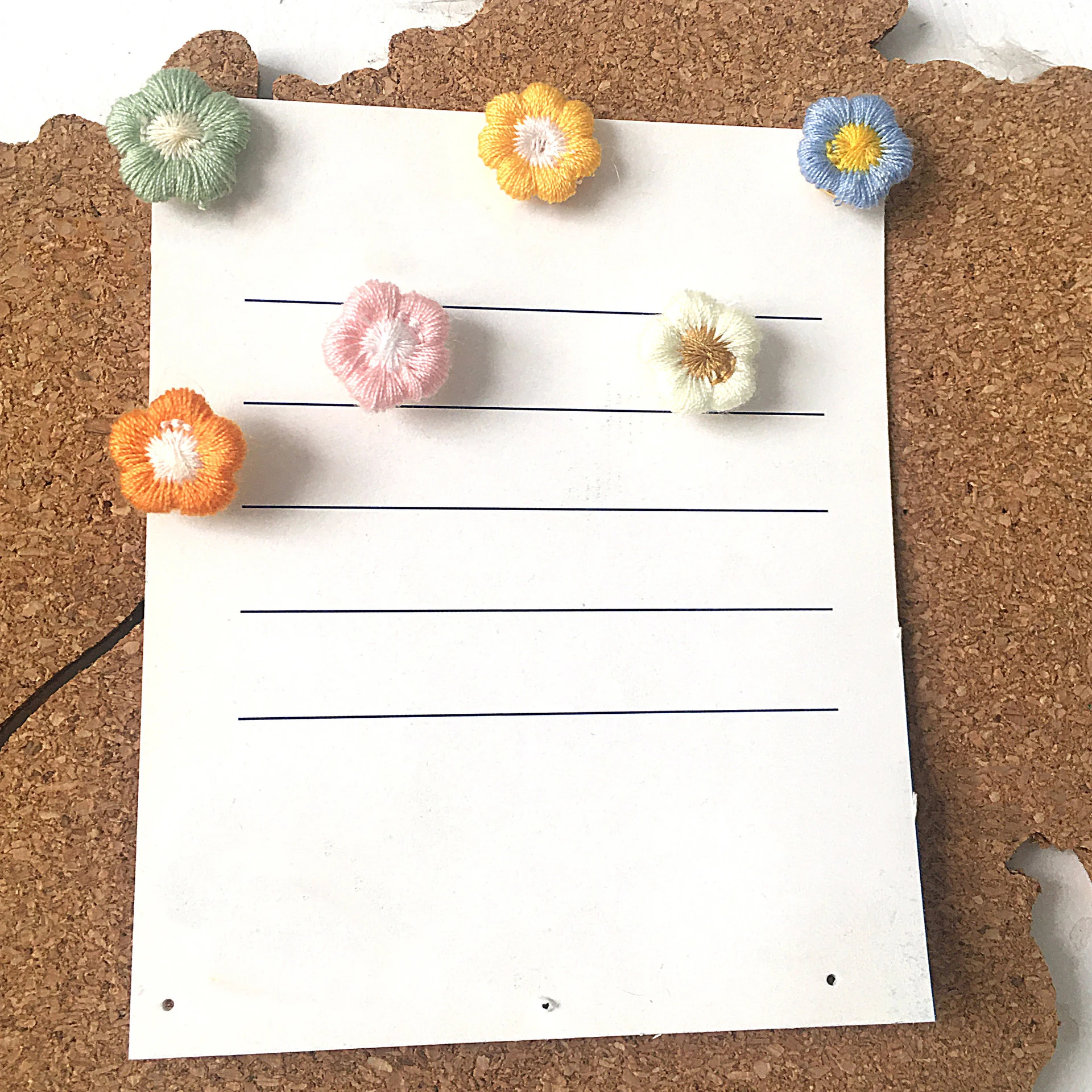 Push Pins 30pcs Thumbtack Pins Flower Pushpins Decorative Cork Board Pins Map Drawing Photo Wall Studs Office School Classroom Supplies