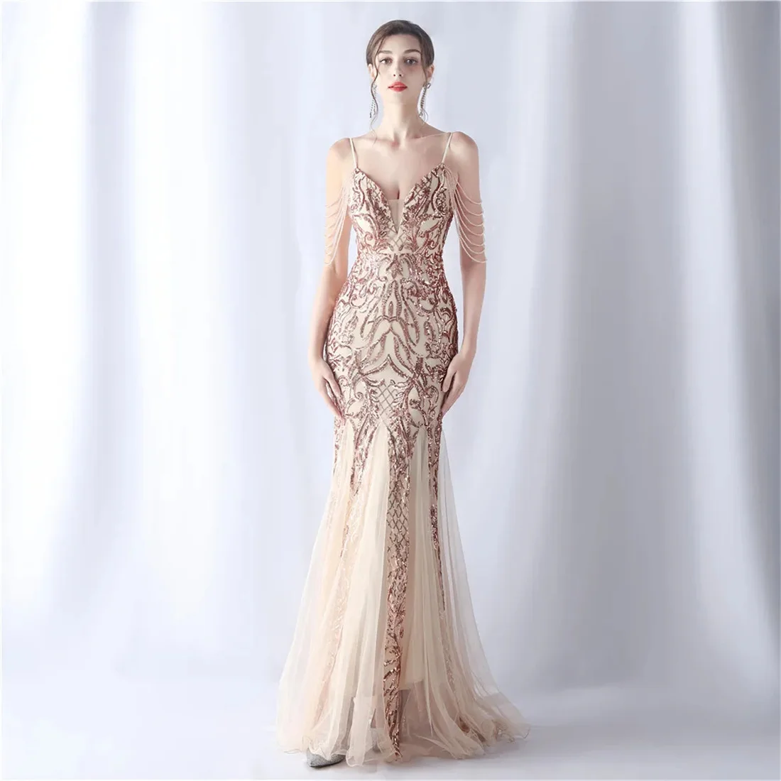 Рисунок 2 - Платье для выпускного вечера