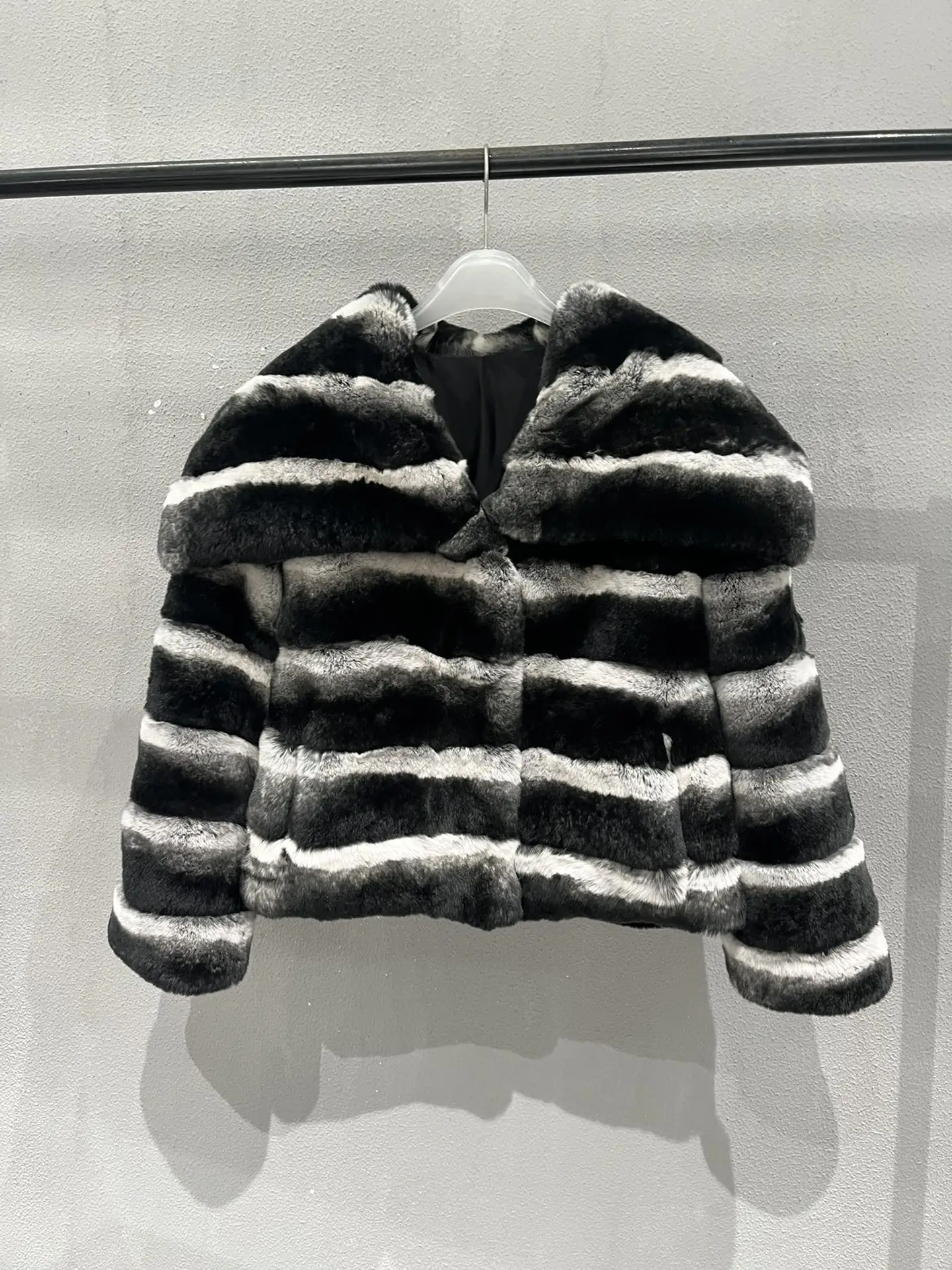 

Striped fur coat short loose version casual fashion 2024 fall new hot 1218