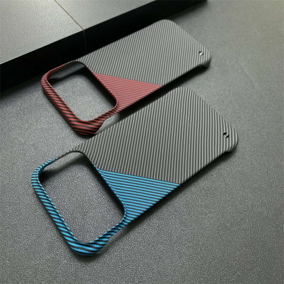 Sleek Shockproof Cooling Phone Case with Carbon Fiber Kevlar Design