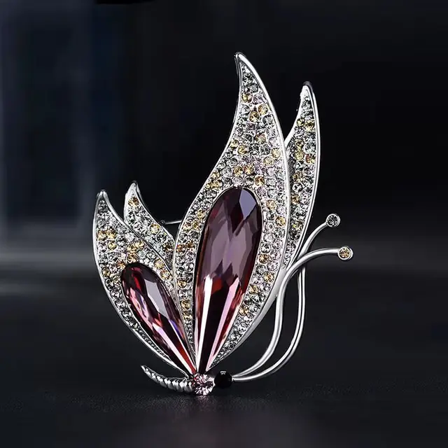 Luxurious Crystal Butterfly Rhinestone Brooch 1