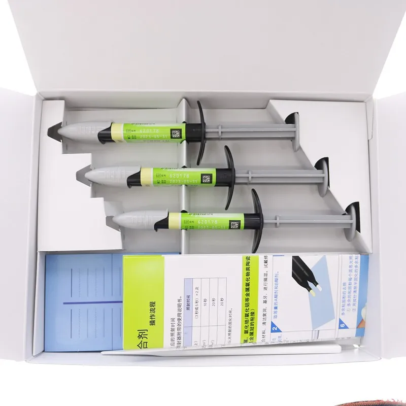 Universal Shade Kuraray CLEARFIL SAC LUTING DUAL CURE DENTAL ADHESIVE