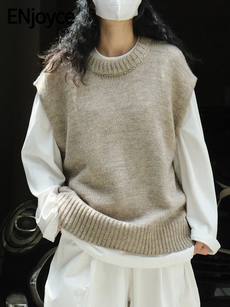 

Женский вязаный жилет свободного покроя, шерстяной свитер без рукавов в Корейском стиле, уличная одежда Y2K, весна 2024, вязаный топ женский, корейский стиль одежда