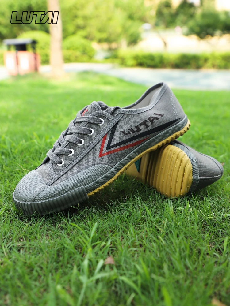 LuTai Men's Outdoor Athletic oes Sports Student Soft Bot Anti-Slip