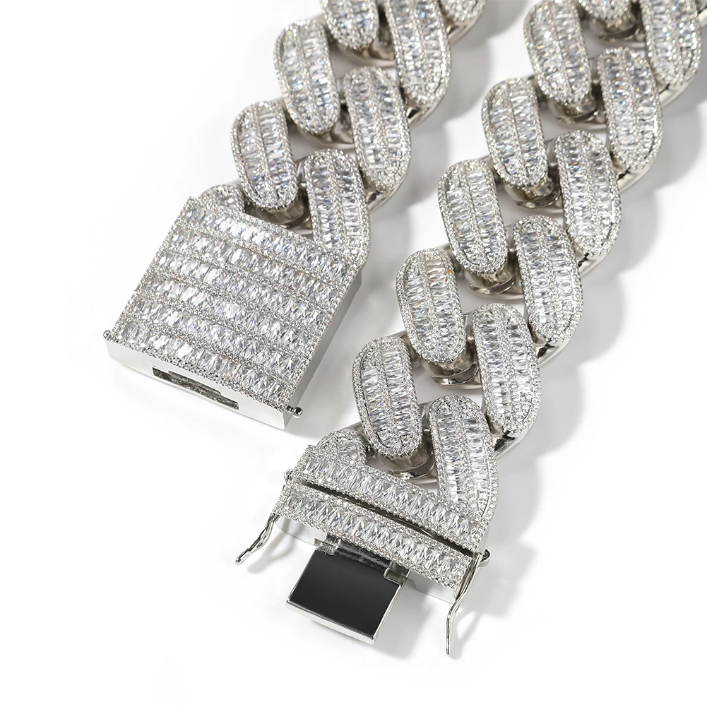 THE BLING KING 40mm Heavy Miami Cuban Chain Necklace Iced Out