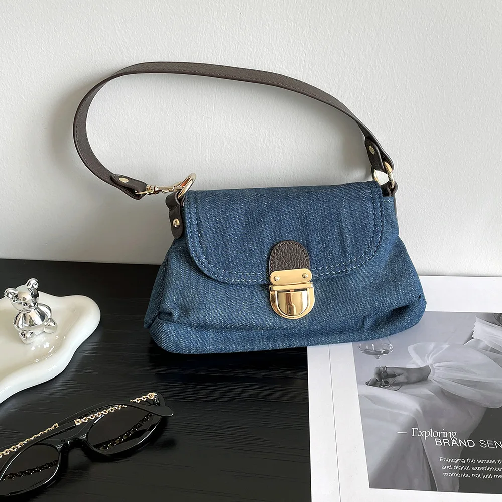 2023 New Retro Color Contrast Fashion Handheld Crossbody Bag Cowboy Lock Bag Niche Shoulder Bag