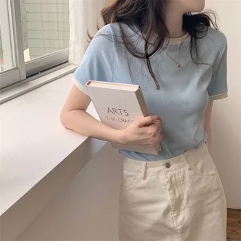 아이스 실크 반소매 티셔츠 여성 여름 얇은 슬림 핏 침몰 스트라이프 바닥 셔츠 하프 슬리브 탑 디자인 감각 틈새 티셔츠 패션