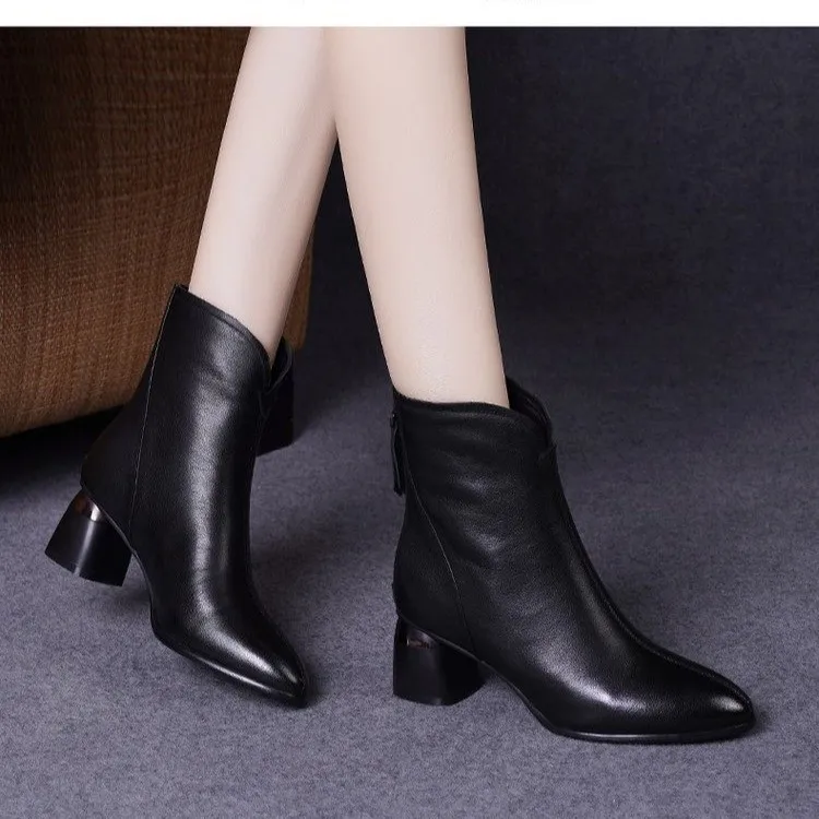 

2023 pointy back zipper fashion boots autumn and winter new horseshoe with thin fashion women's boots leather boots women shoes