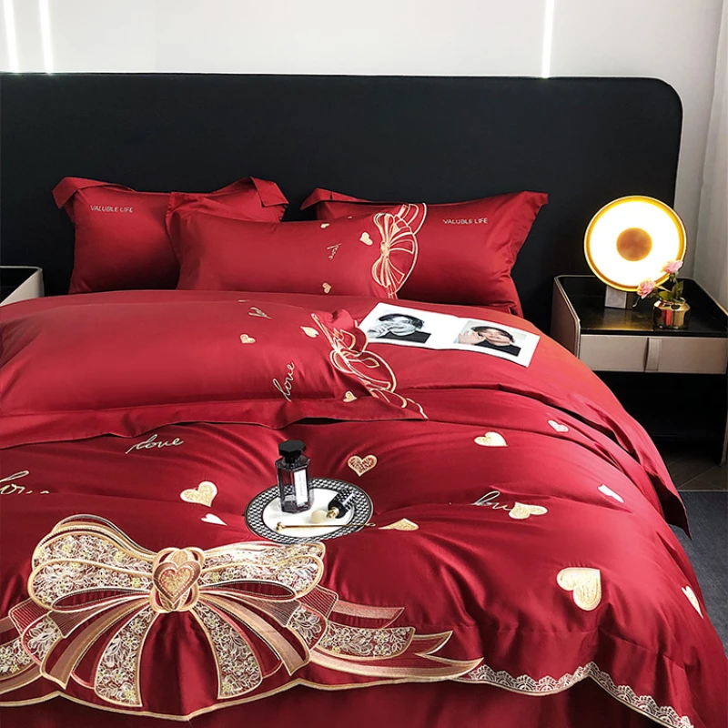 

Wedding four-piece cotton 100 high-end jacquard bow red quilt cover