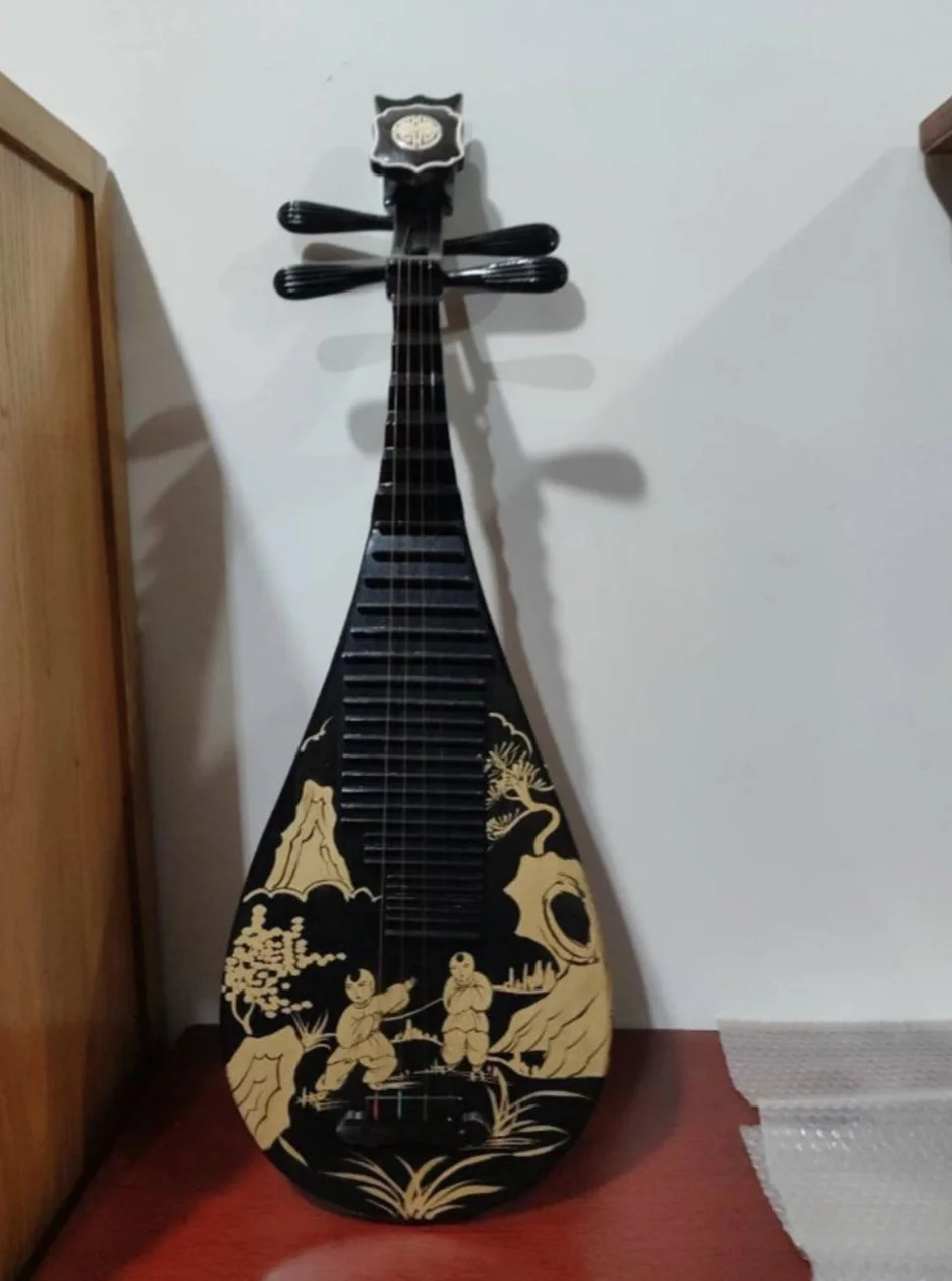 Pipa Handmade Painting black Can be played and decorated homes Chinese string instruments