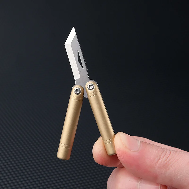 Brass Mini Rotating Blade Sharp Open Package Small Knife, Portable Keychain Pendant Pocket Knife, Self-defense