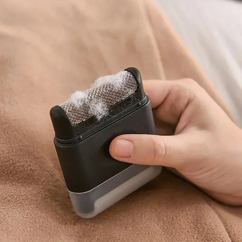 Lint Remover Portable Mini Manual Hairball Trimmer Ball Lint Remover Fabric Sweater Carpet Clothes Shaver Home Clothes Cleaning Tools