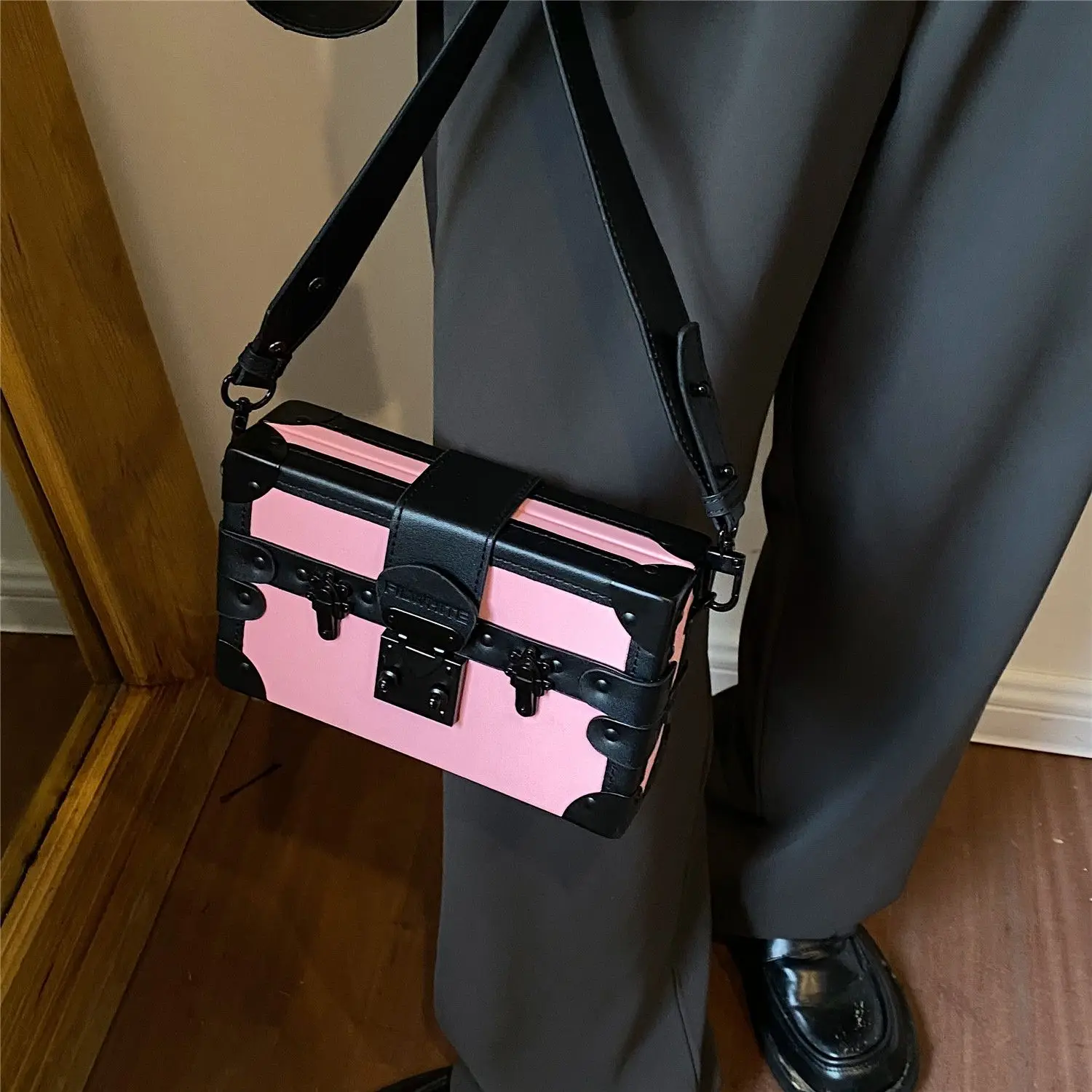 

Korean 2023 New Vintage Simplicity Box Bag for Women Fashion Designer Brand Versatile Color Contrast Women's Mini Crossbody Bag