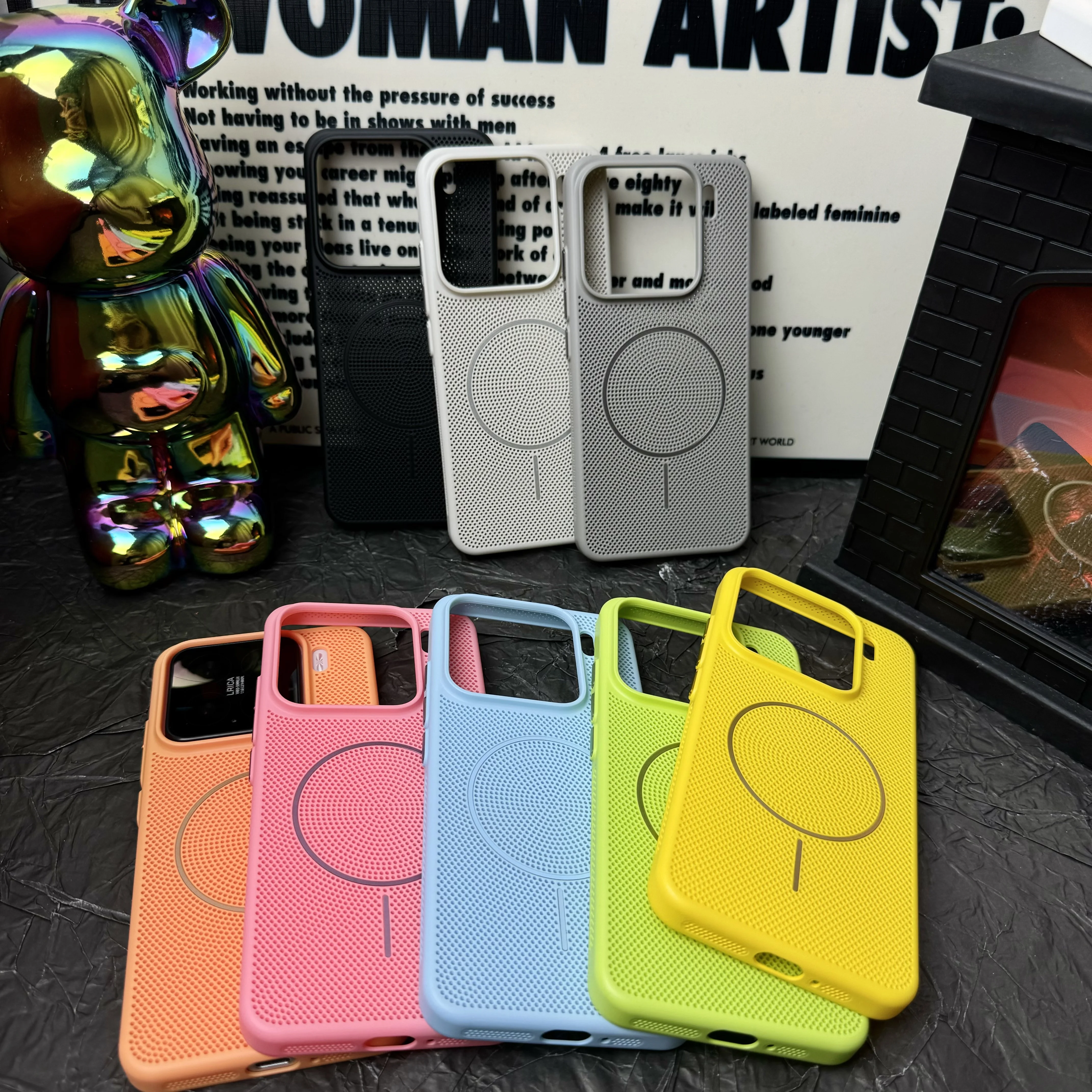 Magnetic Heat Dissipation Breathable Mesh Hard Cover - Shockproof & Wireless Charging Compatible Case