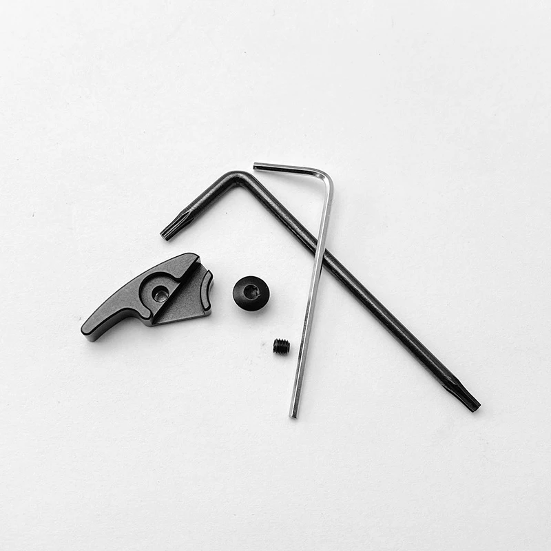 Custom Rapid Deployment Kwik Thumb Stud Screw for Spyderco Paramilitary 2 Para 3