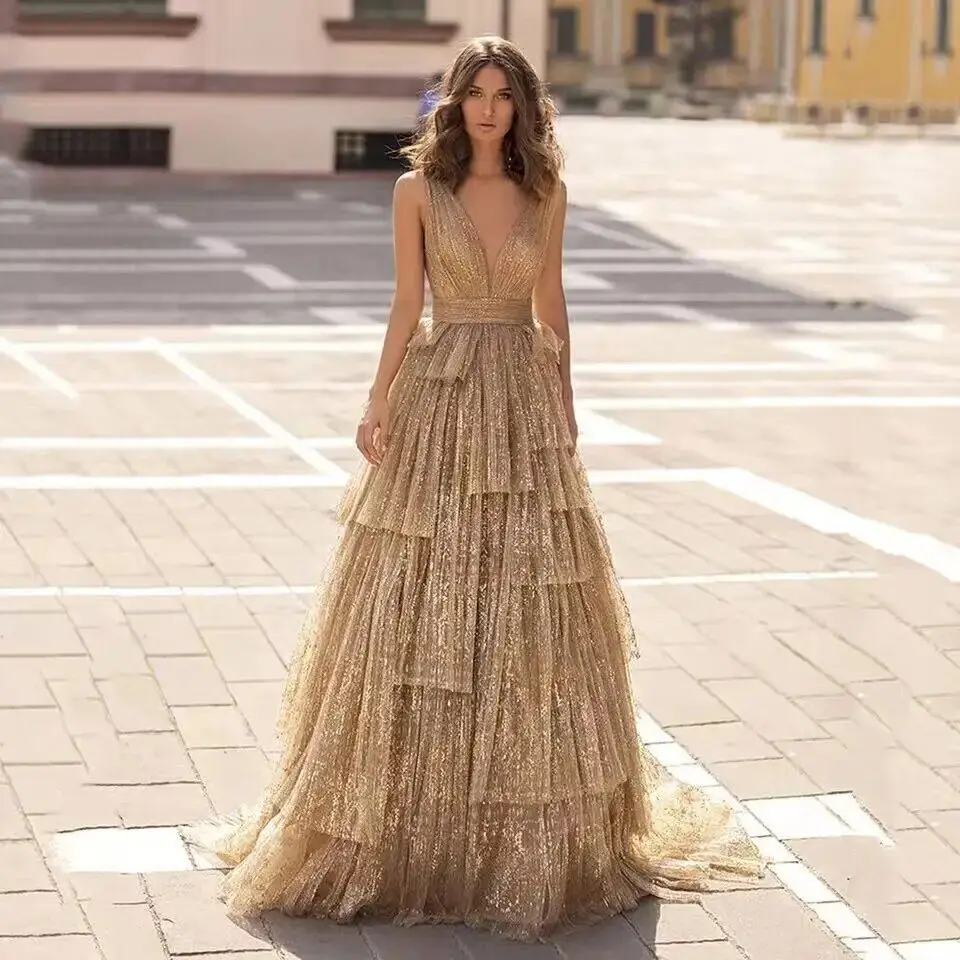 

Sparkly Gold Sequin Evening Dresses Women 2023 V-neck Pleat Sweep Train Backless Long Prom Dress Tiered Party Gown
